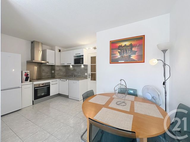 Appartement T2 à vendre - 2 pièces - 34.86 m2 - ST RAPHAEL - 83 - PROVENCE-ALPES-COTE-D-AZUR - Century 21 Sud Habitat