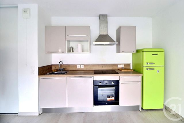 Appartement T2 à vendre - 2 pièces - 49.15 m2 - FREJUS - 83 - PROVENCE-ALPES-COTE-D-AZUR - Century 21 Sud Habitat