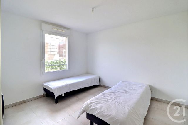 Appartement T2 à vendre - 2 pièces - 49.15 m2 - FREJUS - 83 - PROVENCE-ALPES-COTE-D-AZUR - Century 21 Sud Habitat