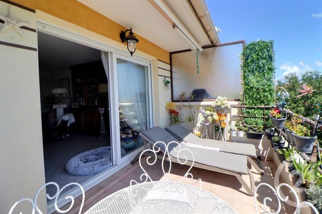 Appartement T3 à vendre - 3 pièces - 66.0 m2 - FREJUS - 83 - PROVENCE-ALPES-COTE-D-AZUR - Century 21 Sud Habitat