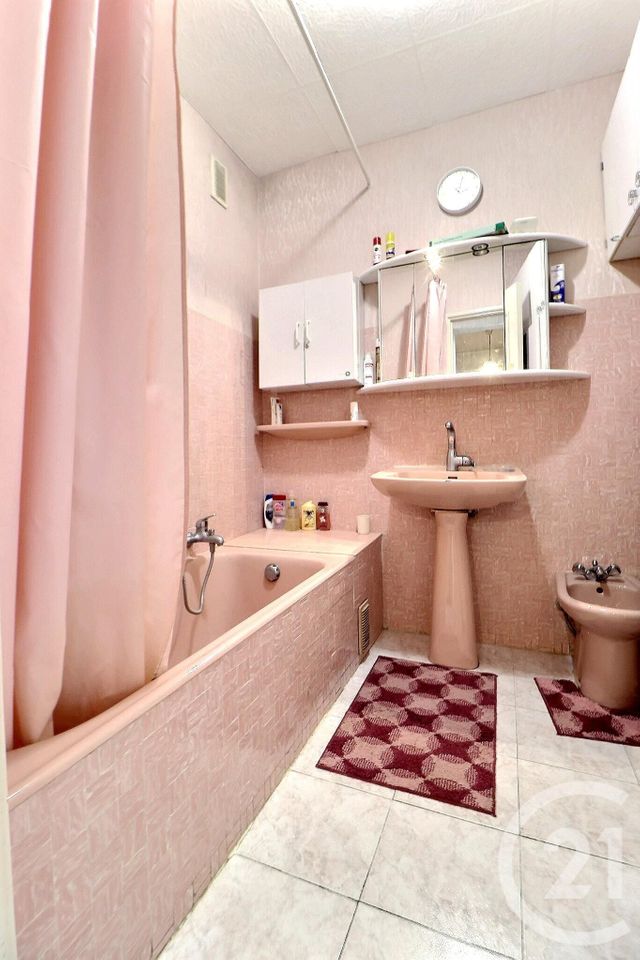 Appartement T3 à vendre - 3 pièces - 64.91 m2 - ST RAPHAEL - 83 - PROVENCE-ALPES-COTE-D-AZUR - Century 21 Sud Habitat