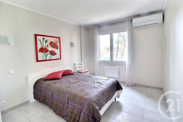 Appartement T3 à vendre - 3 pièces - 60.0 m2 - FREJUS - 83 - PROVENCE-ALPES-COTE-D-AZUR - Century 21 Sud Habitat