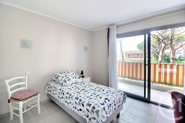 Appartement T3 à vendre - 3 pièces - 60.0 m2 - FREJUS - 83 - PROVENCE-ALPES-COTE-D-AZUR - Century 21 Sud Habitat