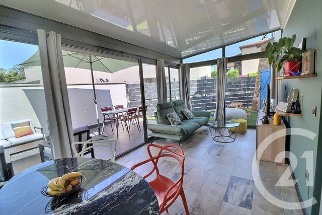 Appartement T3 à vendre - 3 pièces - 75.0 m2 - PUGET SUR ARGENS - 83 - PROVENCE-ALPES-COTE-D-AZUR - Century 21 Sud Habitat