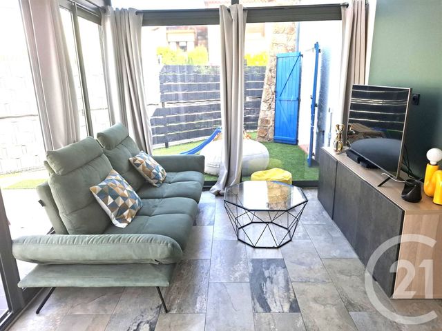 Appartement T3 à vendre - 3 pièces - 75.0 m2 - PUGET SUR ARGENS - 83 - PROVENCE-ALPES-COTE-D-AZUR - Century 21 Sud Habitat