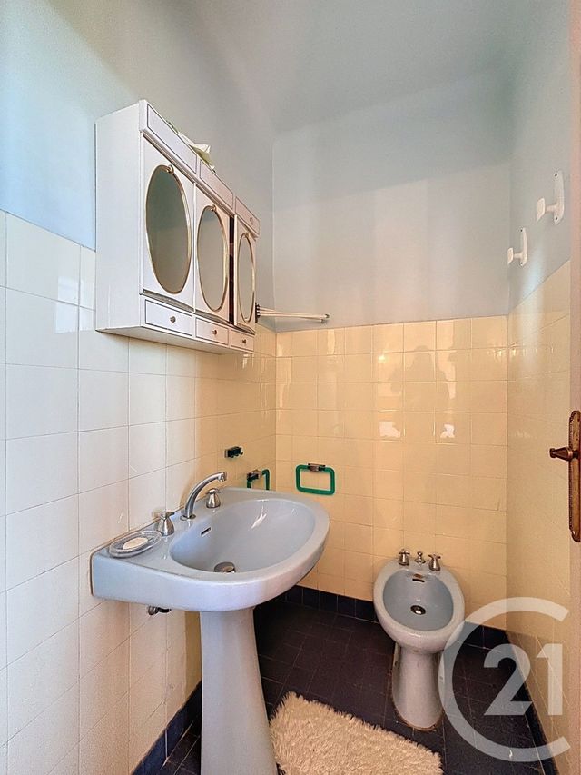 maison à vendre - 7 pièces - 199.28 m2 - ROQUEBRUNE SUR ARGENS - 83 - PROVENCE-ALPES-COTE-D-AZUR - Century 21 Sud Habitat