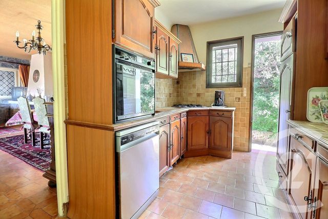 maison à vendre - 7 pièces - 199.28 m2 - ROQUEBRUNE SUR ARGENS - 83 - PROVENCE-ALPES-COTE-D-AZUR - Century 21 Sud Habitat