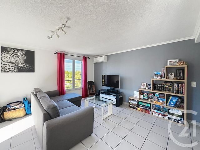 Appartement T3 à vendre - 3 pièces - 68.0 m2 - FREJUS - 83 - PROVENCE-ALPES-COTE-D-AZUR - Century 21 Sud Habitat
