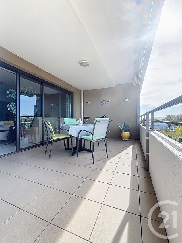 Appartement T2 à vendre - 2 pièces - 55.32 m2 - FREJUS - 83 - PROVENCE-ALPES-COTE-D-AZUR - Century 21 Sud Habitat