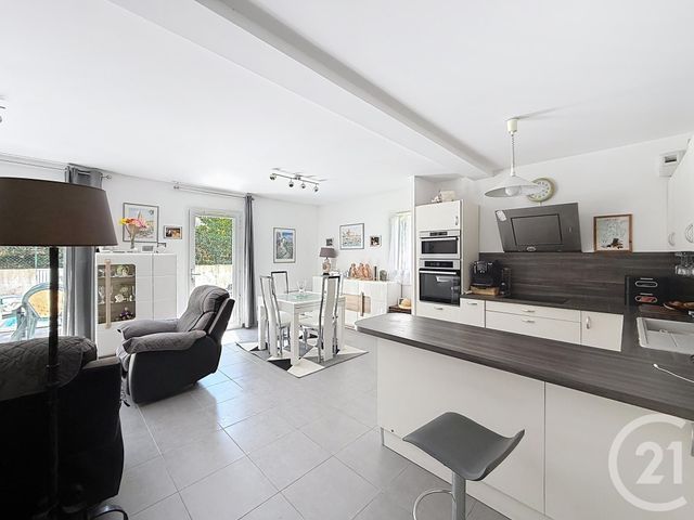 maison à vendre - 4 pièces - 90.64 m2 - ROQUEBRUNE SUR ARGENS - 83 - PROVENCE-ALPES-COTE-D-AZUR - Century 21 Sud Habitat