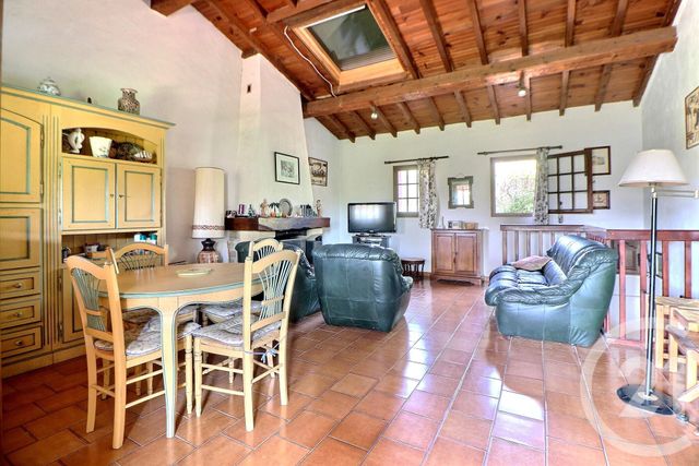 maison à vendre - 5 pièces - 106.08 m2 - FREJUS - 83 - PROVENCE-ALPES-COTE-D-AZUR - Century 21 Sud Habitat