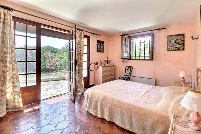 maison à vendre - 5 pièces - 106.08 m2 - FREJUS - 83 - PROVENCE-ALPES-COTE-D-AZUR - Century 21 Sud Habitat