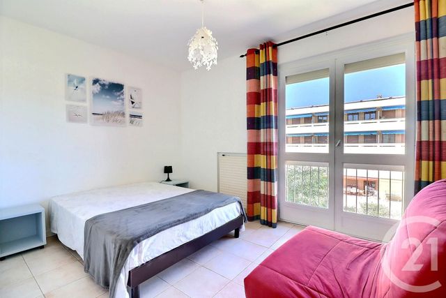 Appartement T2 à vendre - 2 pièces - 48.65 m2 - FREJUS - 83 - PROVENCE-ALPES-COTE-D-AZUR - Century 21 Sud Habitat