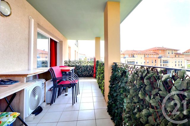 Appartement T2 à vendre - 2 pièces - 43.2 m2 - FREJUS - 83 - PROVENCE-ALPES-COTE-D-AZUR - Century 21 Sud Habitat