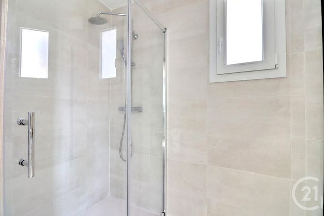 Appartement T3 à vendre - 3 pièces - 64.8 m2 - ST AYGULF - 83 - PROVENCE-ALPES-COTE-D-AZUR - Century 21 Sud Habitat