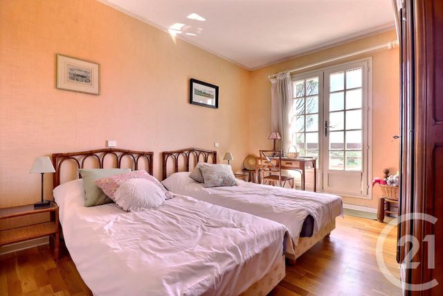 Afficher la photo en grand maison à vendre - 4 pièces - 122.63 m2 - FREJUS - 83 - PROVENCE-ALPES-COTE-D-AZUR - Century 21 Sud Habitat