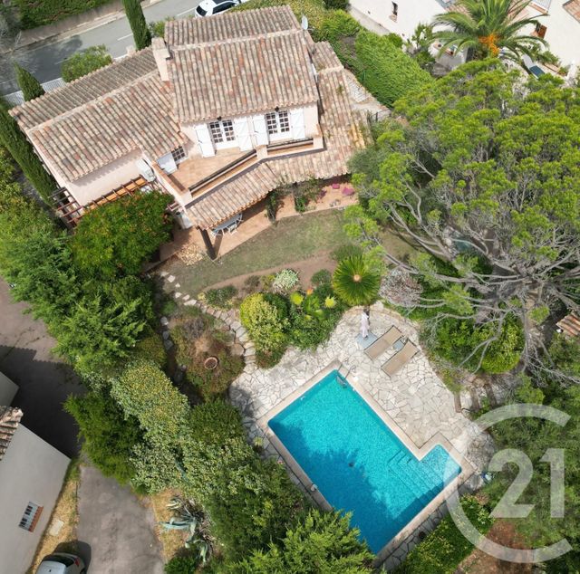 Afficher la photo en grand maison à vendre - 4 pièces - 122.63 m2 - FREJUS - 83 - PROVENCE-ALPES-COTE-D-AZUR - Century 21 Sud Habitat