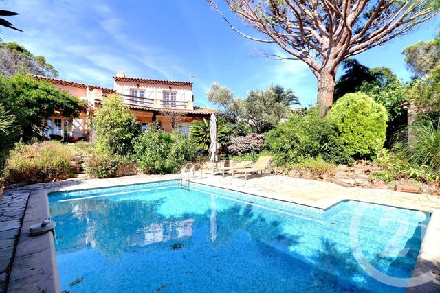 Afficher la photo en grand maison à vendre - 4 pièces - 122.63 m2 - FREJUS - 83 - PROVENCE-ALPES-COTE-D-AZUR - Century 21 Sud Habitat