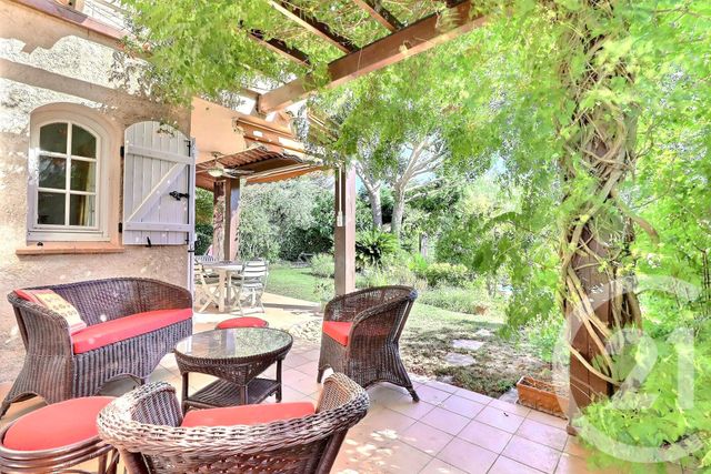 Afficher la photo en grand maison à vendre - 4 pièces - 122.63 m2 - FREJUS - 83 - PROVENCE-ALPES-COTE-D-AZUR - Century 21 Sud Habitat