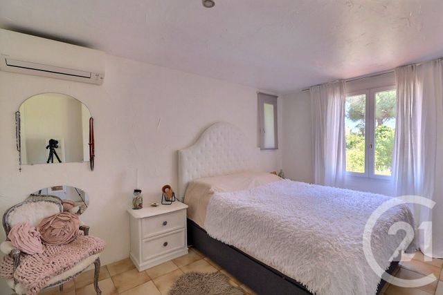 maison à vendre - 5 pièces - 125.0 m2 - FREJUS - 83 - PROVENCE-ALPES-COTE-D-AZUR - Century 21 Sud Habitat