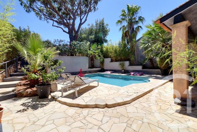 maison à vendre - 5 pièces - 125.0 m2 - FREJUS - 83 - PROVENCE-ALPES-COTE-D-AZUR - Century 21 Sud Habitat