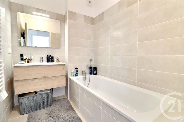 maison à vendre - 4 pièces - 83.23 m2 - ST AYGULF - 83 - PROVENCE-ALPES-COTE-D-AZUR - Century 21 Sud Habitat