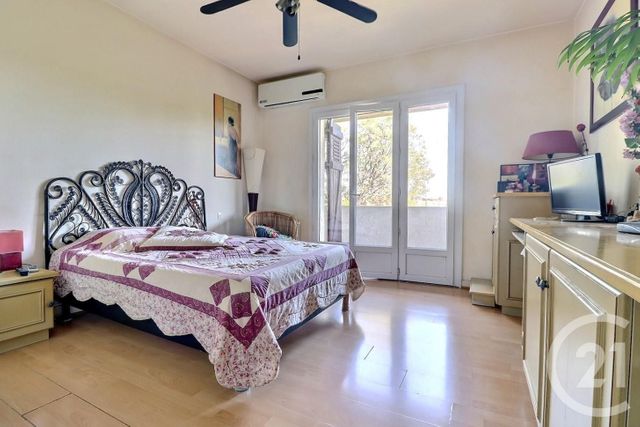 Afficher la photo en grand maison à vendre - 9 pièces - 237.0 m2 - FREJUS - 83 - PROVENCE-ALPES-COTE-D-AZUR - Century 21 Sud Habitat