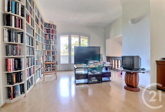 Afficher la photo en grand maison à vendre - 9 pièces - 237.0 m2 - FREJUS - 83 - PROVENCE-ALPES-COTE-D-AZUR - Century 21 Sud Habitat