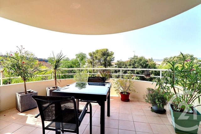 Appartement T3 à vendre - 3 pièces - 69.0 m2 - ST RAPHAEL - 83 - PROVENCE-ALPES-COTE-D-AZUR - Century 21 Sud Habitat