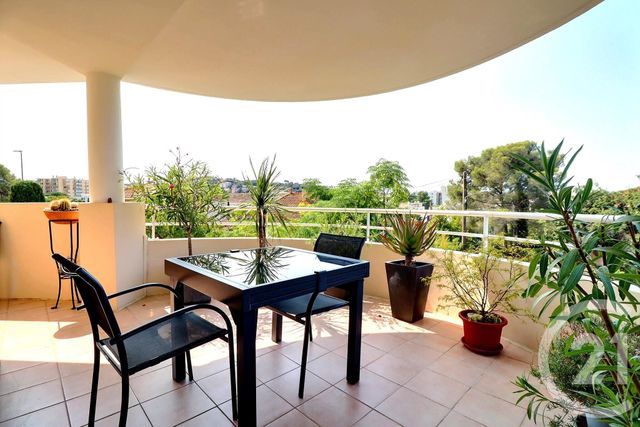 Appartement T3 à vendre - 3 pièces - 69.0 m2 - ST RAPHAEL - 83 - PROVENCE-ALPES-COTE-D-AZUR - Century 21 Sud Habitat
