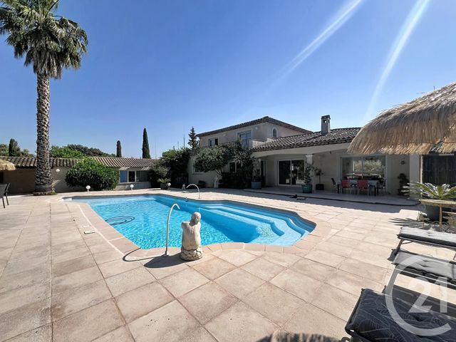 maison à vendre - 8 pièces - 264.15 m2 - ROQUEBRUNE SUR ARGENS - 83 - PROVENCE-ALPES-COTE-D-AZUR - Century 21 Sud Habitat