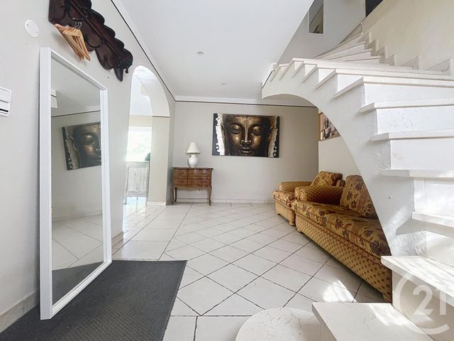 maison à vendre - 8 pièces - 264.15 m2 - ROQUEBRUNE SUR ARGENS - 83 - PROVENCE-ALPES-COTE-D-AZUR - Century 21 Sud Habitat
