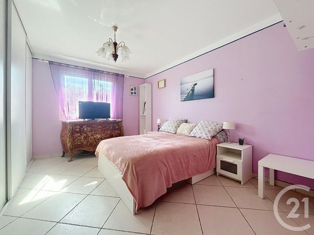 maison à vendre - 8 pièces - 264.15 m2 - ROQUEBRUNE SUR ARGENS - 83 - PROVENCE-ALPES-COTE-D-AZUR - Century 21 Sud Habitat