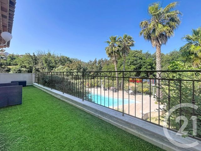 maison à vendre - 8 pièces - 264.15 m2 - ROQUEBRUNE SUR ARGENS - 83 - PROVENCE-ALPES-COTE-D-AZUR - Century 21 Sud Habitat