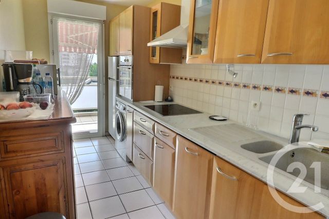 Appartement T3 à vendre - 3 pièces - 62.29 m2 - FREJUS - 83 - PROVENCE-ALPES-COTE-D-AZUR - Century 21 Sud Habitat