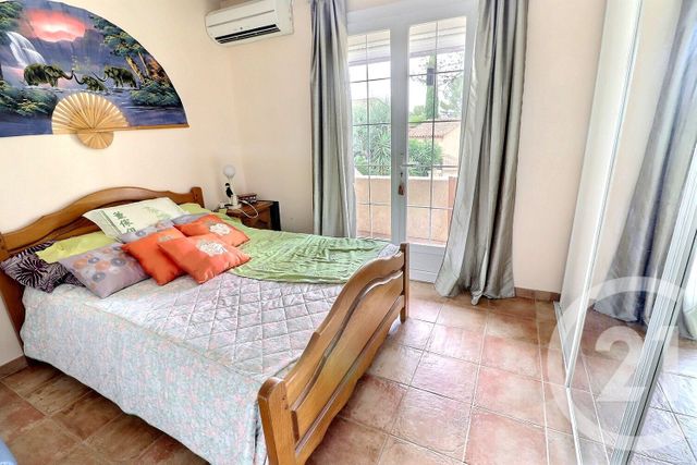 Afficher la photo en grand maison à vendre - 4 pièces - 90.0 m2 - FREJUS - 83 - PROVENCE-ALPES-COTE-D-AZUR - Century 21 Sud Habitat
