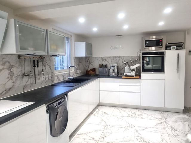 maison à vendre - 5 pièces - 112.0 m2 - FREJUS - 83 - PROVENCE-ALPES-COTE-D-AZUR - Century 21 Sud Habitat