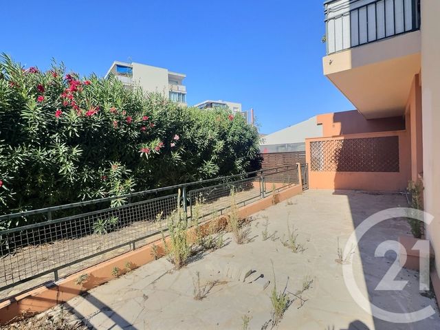 Afficher la photo en grand Appartement T4 à vendre - 4 pièces - 73.0 m2 - FREJUS - 83 - PROVENCE-ALPES-COTE-D-AZUR - Century 21 Sud Habitat