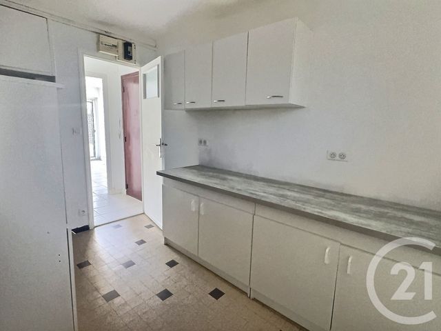 Afficher la photo en grand Appartement T4 à vendre - 4 pièces - 73.0 m2 - FREJUS - 83 - PROVENCE-ALPES-COTE-D-AZUR - Century 21 Sud Habitat