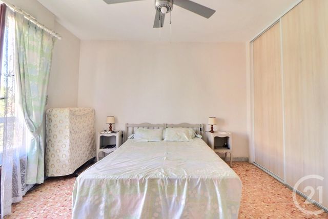 Appartement T2 à vendre - 2 pièces - 49.76 m2 - FREJUS - 83 - PROVENCE-ALPES-COTE-D-AZUR - Century 21 Sud Habitat