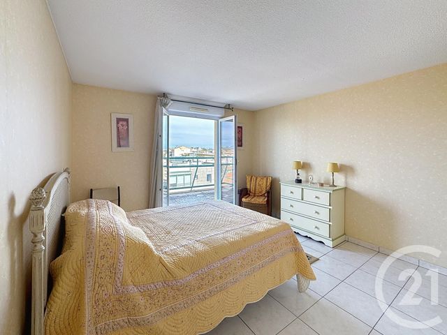 Appartement T3 à vendre - 3 pièces - 81.45 m2 - FREJUS - 83 - PROVENCE-ALPES-COTE-D-AZUR - Century 21 Sud Habitat