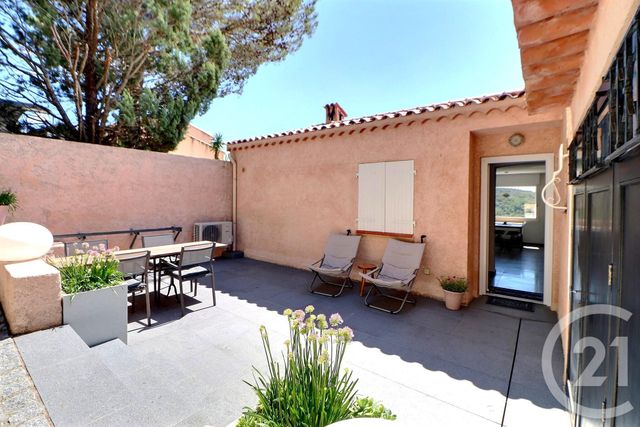 maison à vendre - 5 pièces - 121.0 m2 - ST RAPHAEL - 83 - PROVENCE-ALPES-COTE-D-AZUR - Century 21 Sud Habitat