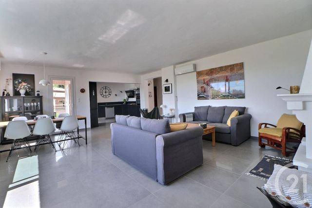 maison à vendre - 5 pièces - 121.0 m2 - ST RAPHAEL - 83 - PROVENCE-ALPES-COTE-D-AZUR - Century 21 Sud Habitat