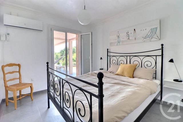 maison à vendre - 5 pièces - 121.0 m2 - ST RAPHAEL - 83 - PROVENCE-ALPES-COTE-D-AZUR - Century 21 Sud Habitat