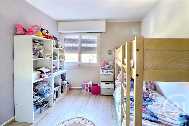 Appartement T4 à vendre - 4 pièces - 76.0 m2 - FREJUS - 83 - PROVENCE-ALPES-COTE-D-AZUR - Century 21 Sud Habitat