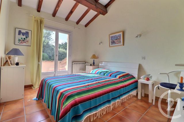 Afficher la photo en grand maison à vendre - 6 pièces - 156.1 m2 - ST RAPHAEL - 83 - PROVENCE-ALPES-COTE-D-AZUR - Century 21 Sud Habitat