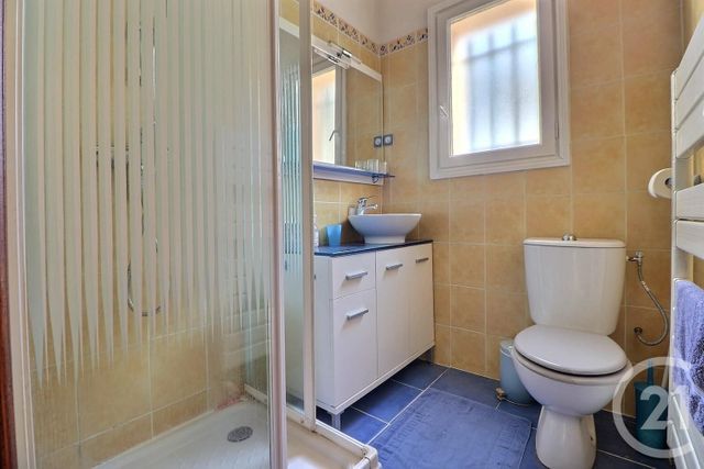 Afficher la photo en grand maison à vendre - 6 pièces - 156.1 m2 - ST RAPHAEL - 83 - PROVENCE-ALPES-COTE-D-AZUR - Century 21 Sud Habitat