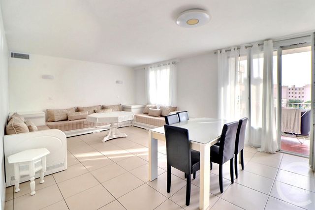 Appartement T4 à vendre - 4 pièces - 91.0 m2 - ST RAPHAEL - 83 - PROVENCE-ALPES-COTE-D-AZUR - Century 21 Sud Habitat