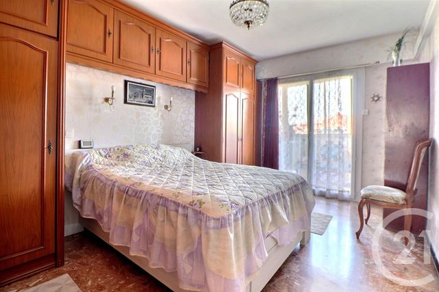 Appartement T3 à vendre - 3 pièces - 64.91 m2 - ST RAPHAEL - 83 - PROVENCE-ALPES-COTE-D-AZUR - Century 21 Sud Habitat