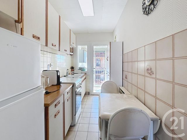 Appartement T3 à vendre - 3 pièces - 64.91 m2 - ST RAPHAEL - 83 - PROVENCE-ALPES-COTE-D-AZUR - Century 21 Sud Habitat